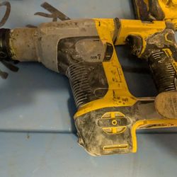 DEWALT 20V MAX XR Cordless Brushless 1 in. SDS