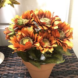 Artificial flower with planting pot