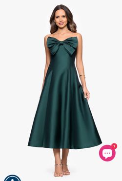 Green dress BETSY ADAM size 8