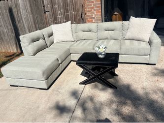 Sectional couch