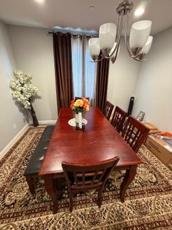 Dinning table