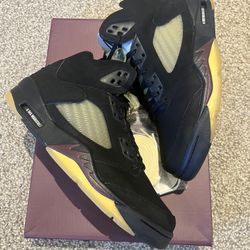 Jordan 5 Retro A Ma Maniere “Dusk” Size 9