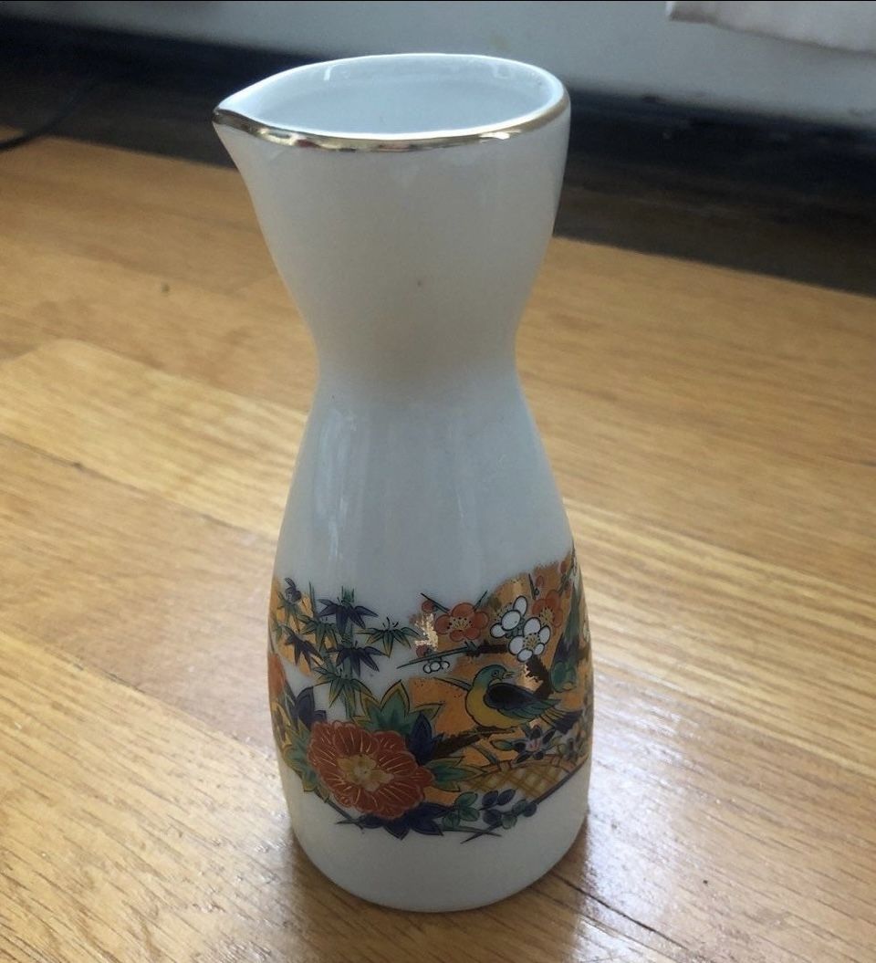Vintage Sake Bottle Vase Bar Drinks Liquor Container Birds And Flowers Japan 5 1/4”