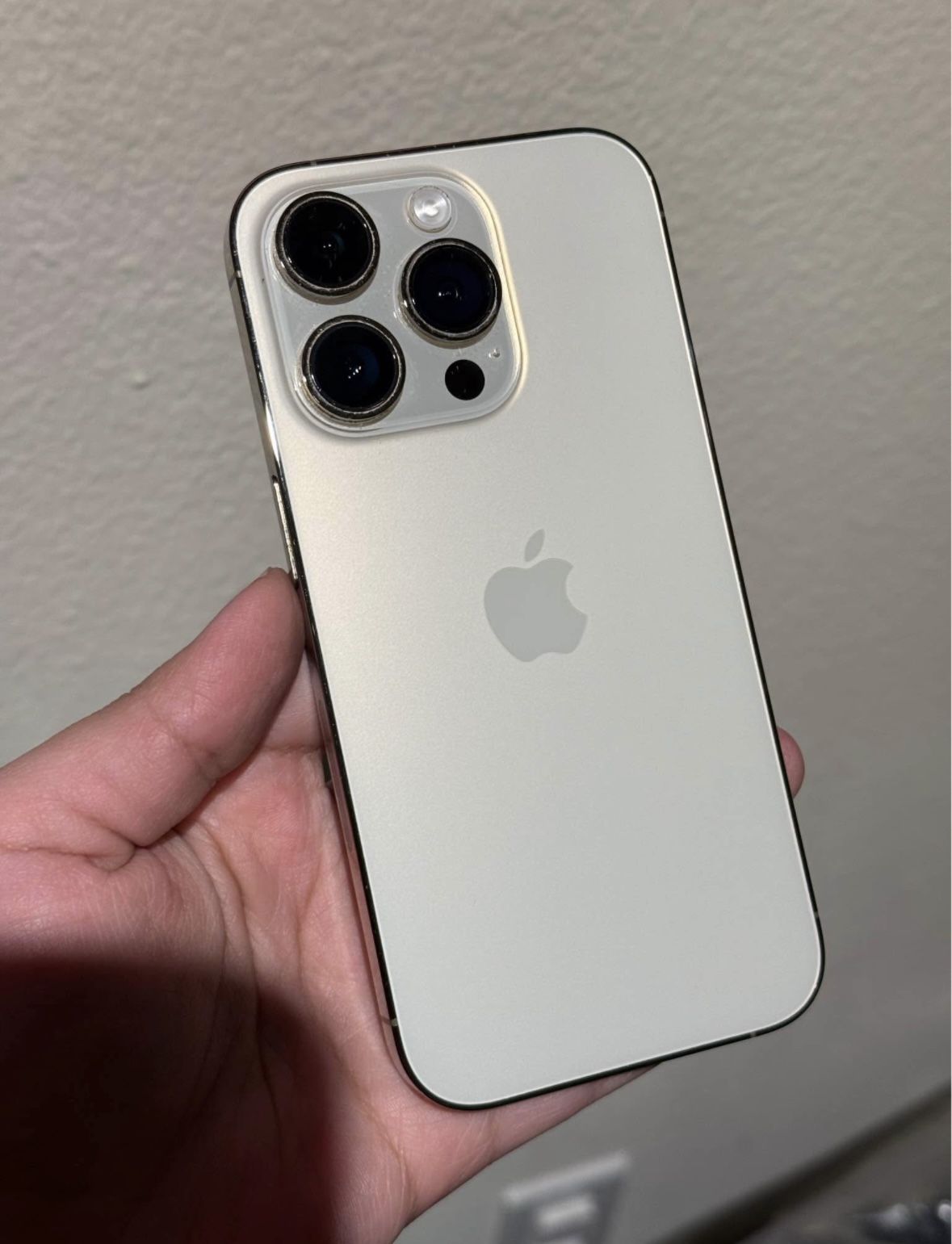 iPhone 14 Pro