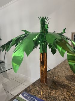 Jungle Safari Party Decor Photo Drop & Tree