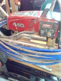 440 PSI Titan paint sprayer
