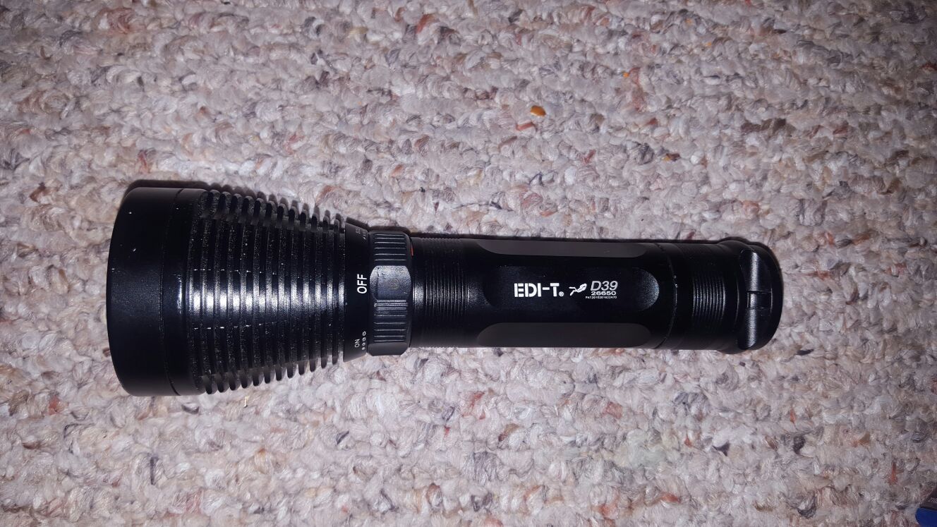EDI-T D39 DIVE LED FLASHLIGHT