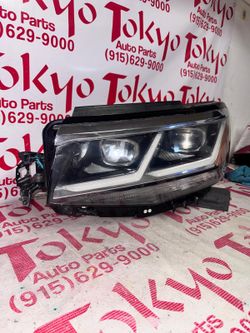 2020-2021 Volkswagen Atlas  Left headlight LED OEM
