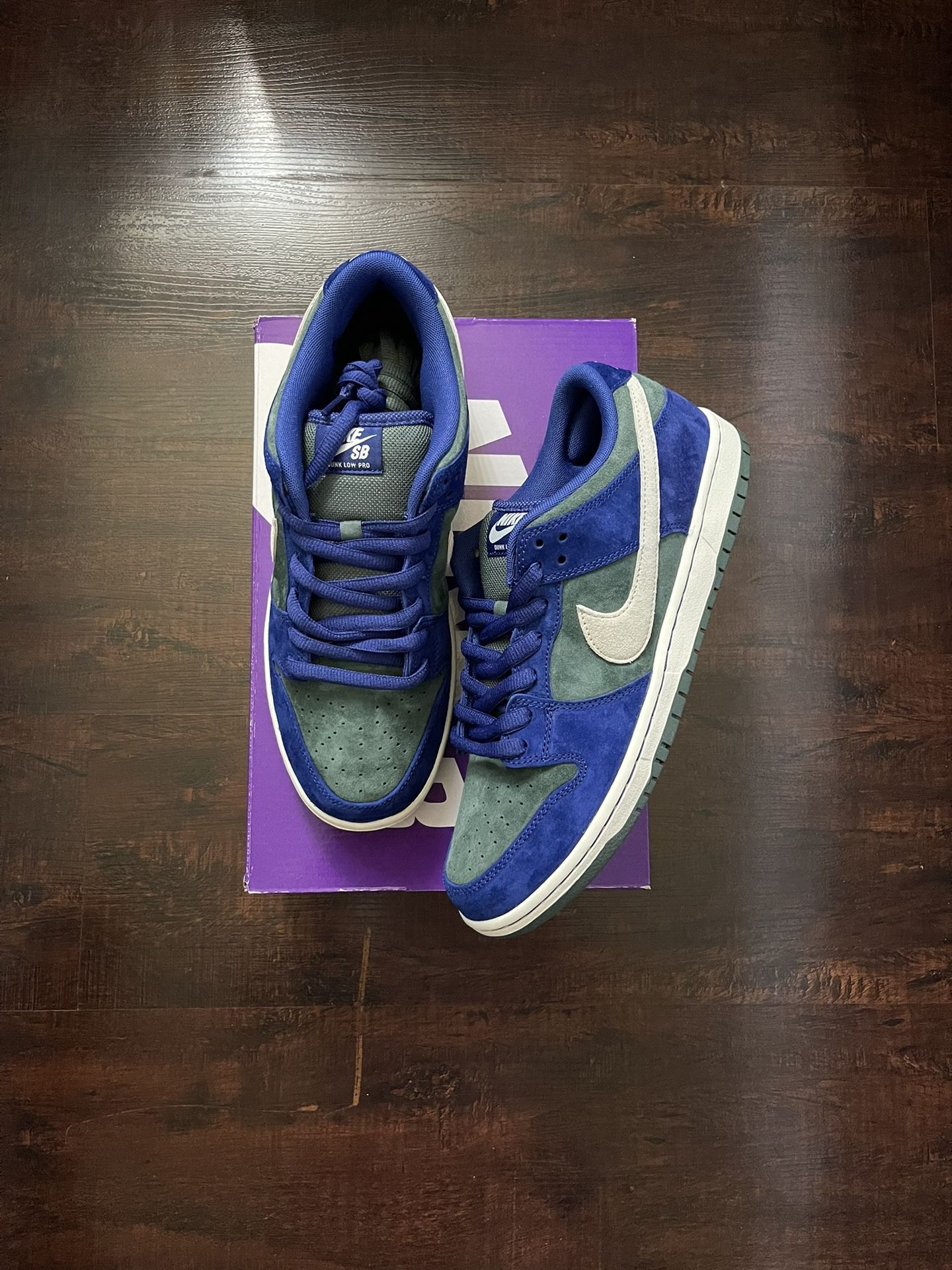 Nike Sb Dunk Low Deep Royal Blue Green