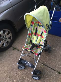 Nice Lightweight travel stroller only $20