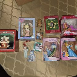 Lot of 11 Christmas ornaments plus free snowman wreath