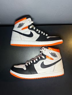 Jordan 1 Retro High “Electro Orange” size 8.5