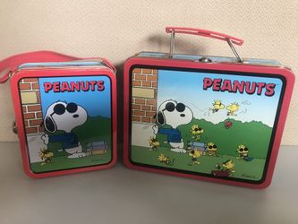 Rare peanuts lunchbox