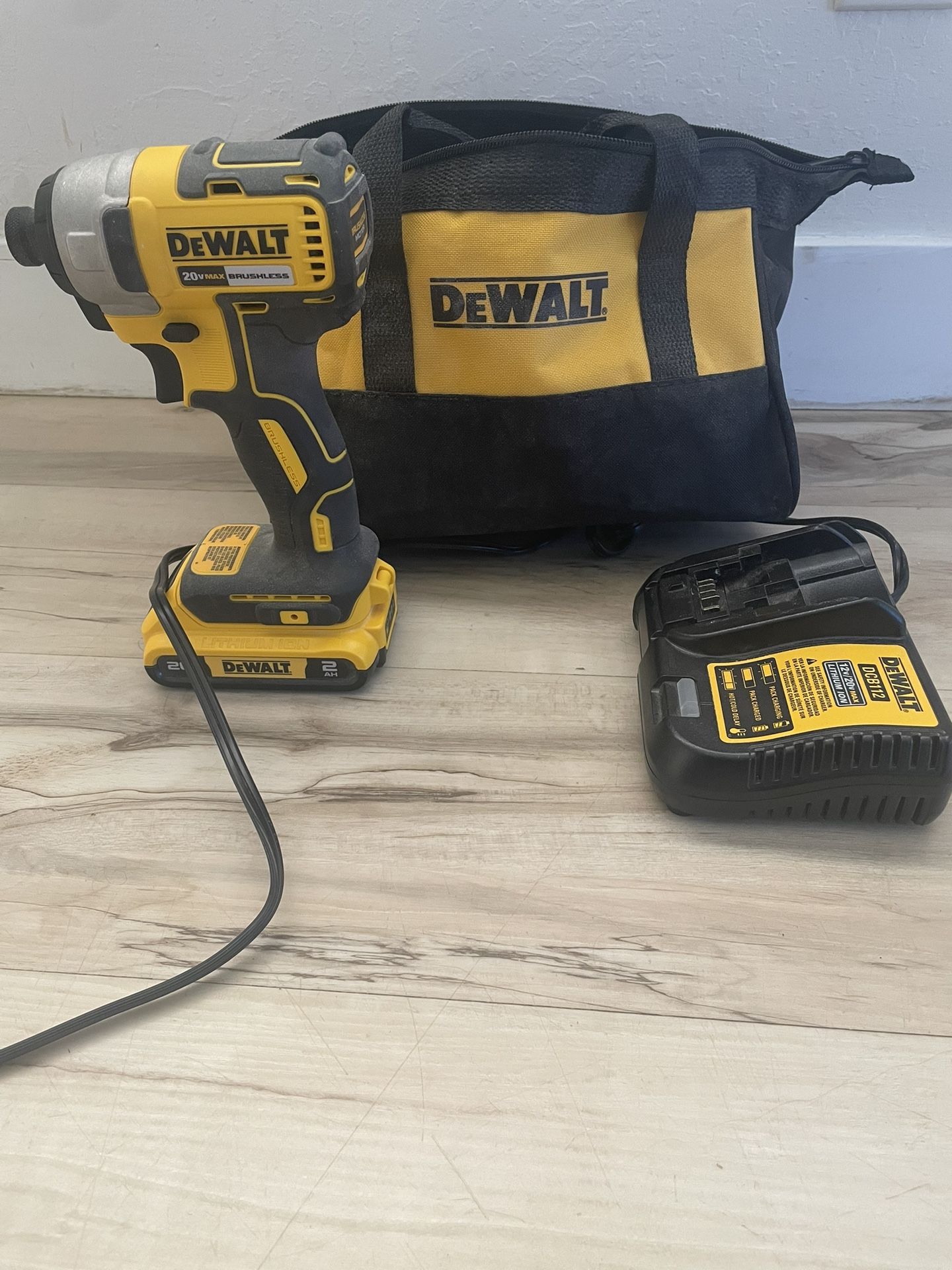 Dewalt Dcf787 Impact Drill Batt And Charger And Bag
