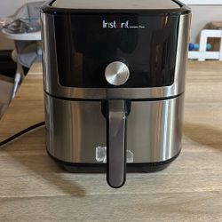 Instant Vortex Plus Air Fryer