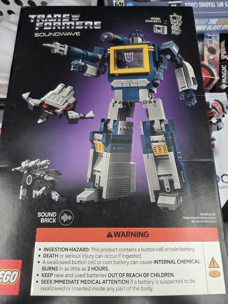 LEGO Icons Transformers: Soundwave (10358)