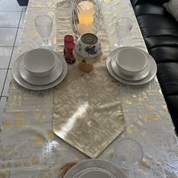 Vajillas Para La Navidad 🪅 Para 4 Personas Son 12 Piezas 