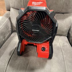 Milwaukee M18 Fan
