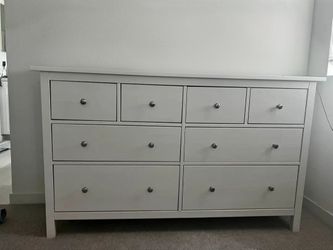 White Ikea Hemnes 8 Drawer Dresser