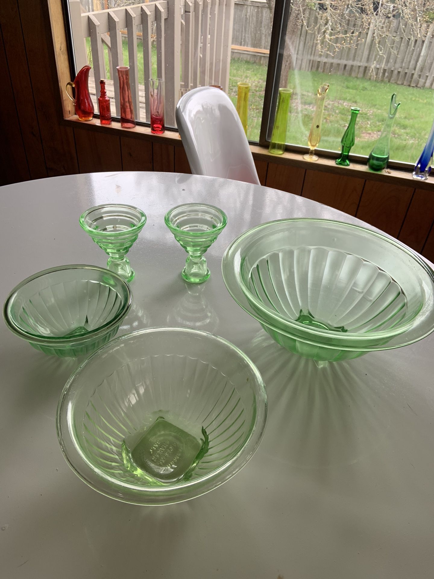 diamond crystal shaker salt uranium glass green nesting bowls