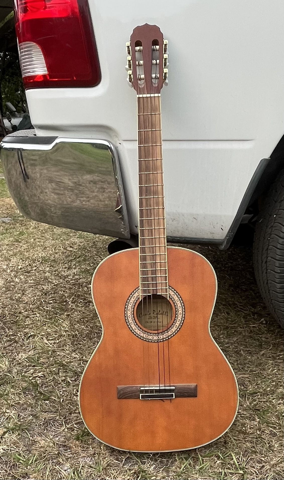 Carlo Robelli Nylon String Acoustic Guitar cc3903