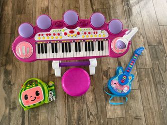 Kids electric instruments (All for $20!)