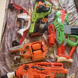 Lot of 5 nerf guns - 40$