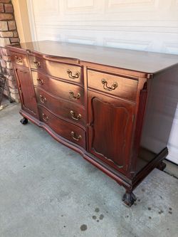 Mahogany Chippendale Style Dresser Buffet Sideboard