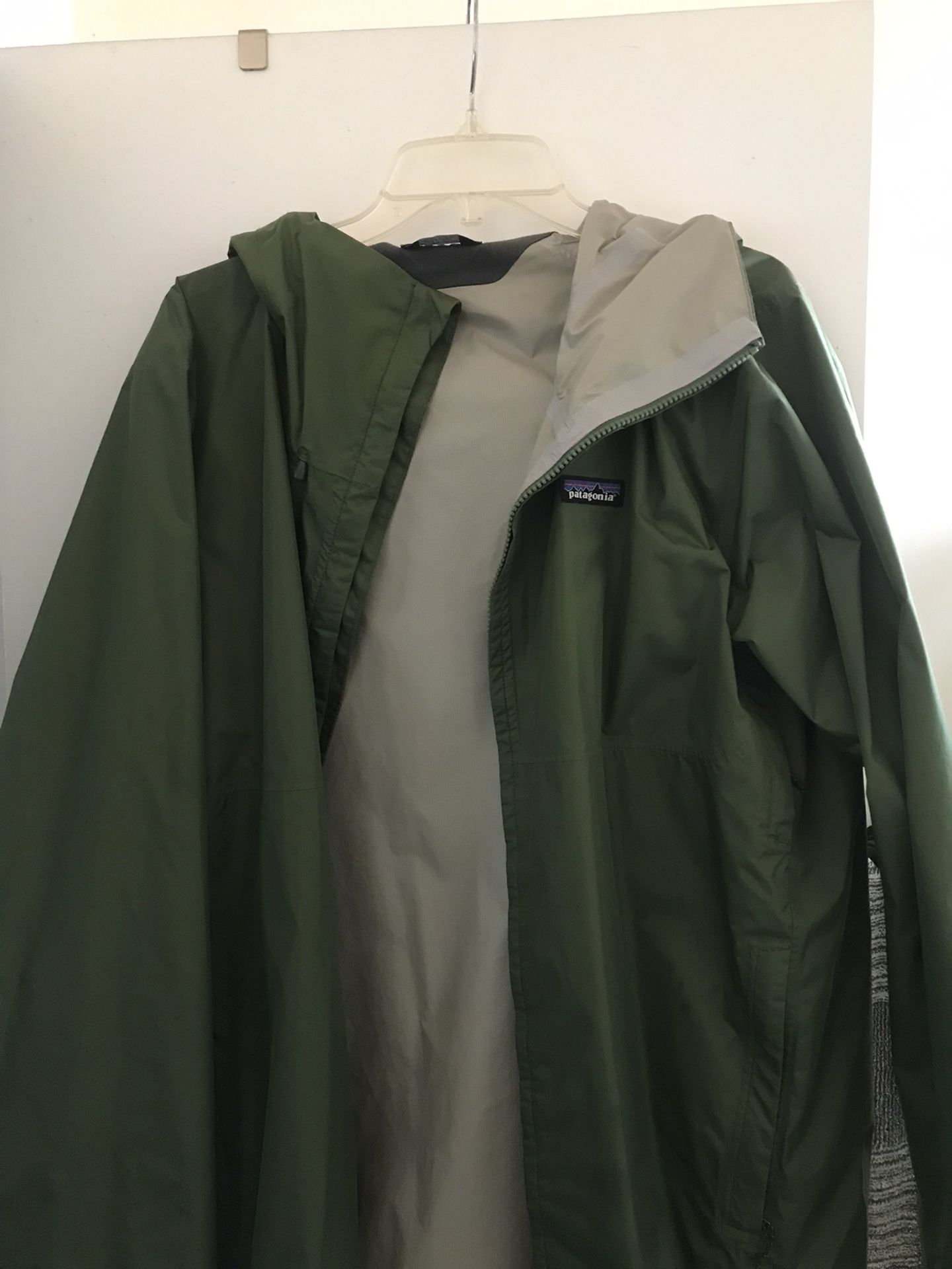 Men’s Xl Patagonia Weatherproof Jacket