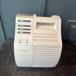 Honeywell Air Purifier Cleaner 17000-S QuietCare True HEPA Filter