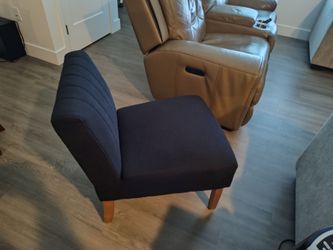 Accent chair