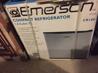 Emerson 1.8 cubic foot compact refrigerator