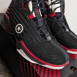 Dwyane Wade Converse 4 Mid Size 9.5 Black Red 107072 Miami Heat 2009