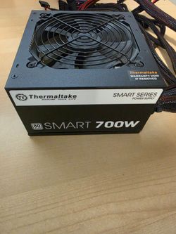 Thermaltake  700W power supply