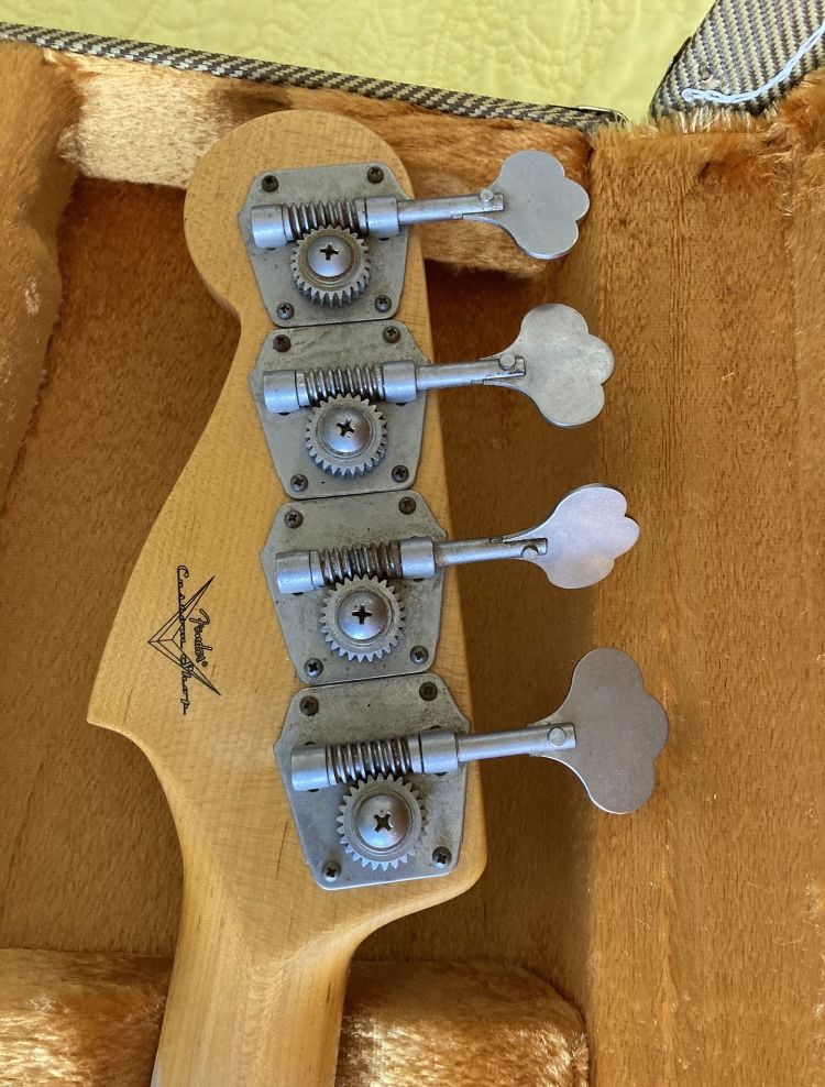 Fender Custom Shop Precision Bass (Relic)