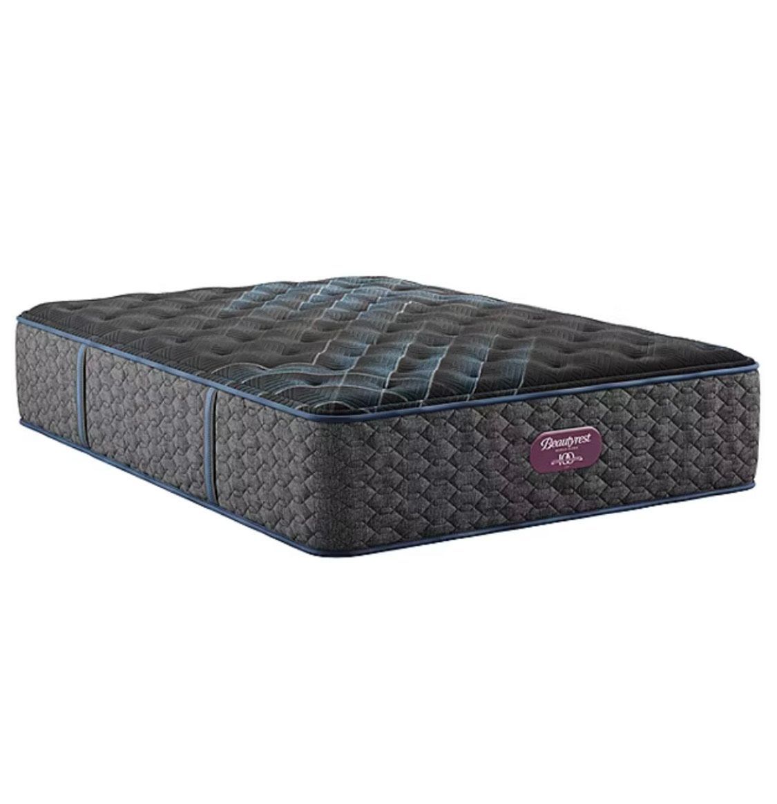 Cal King Beautyrest World Class Level 4 15.25" Medium Tight Top