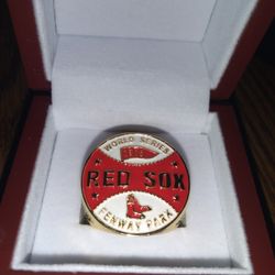 Boston Red Sox Championship Ring With Box 