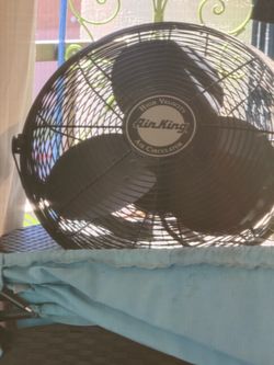 Air king industrial ceiling mounted fan