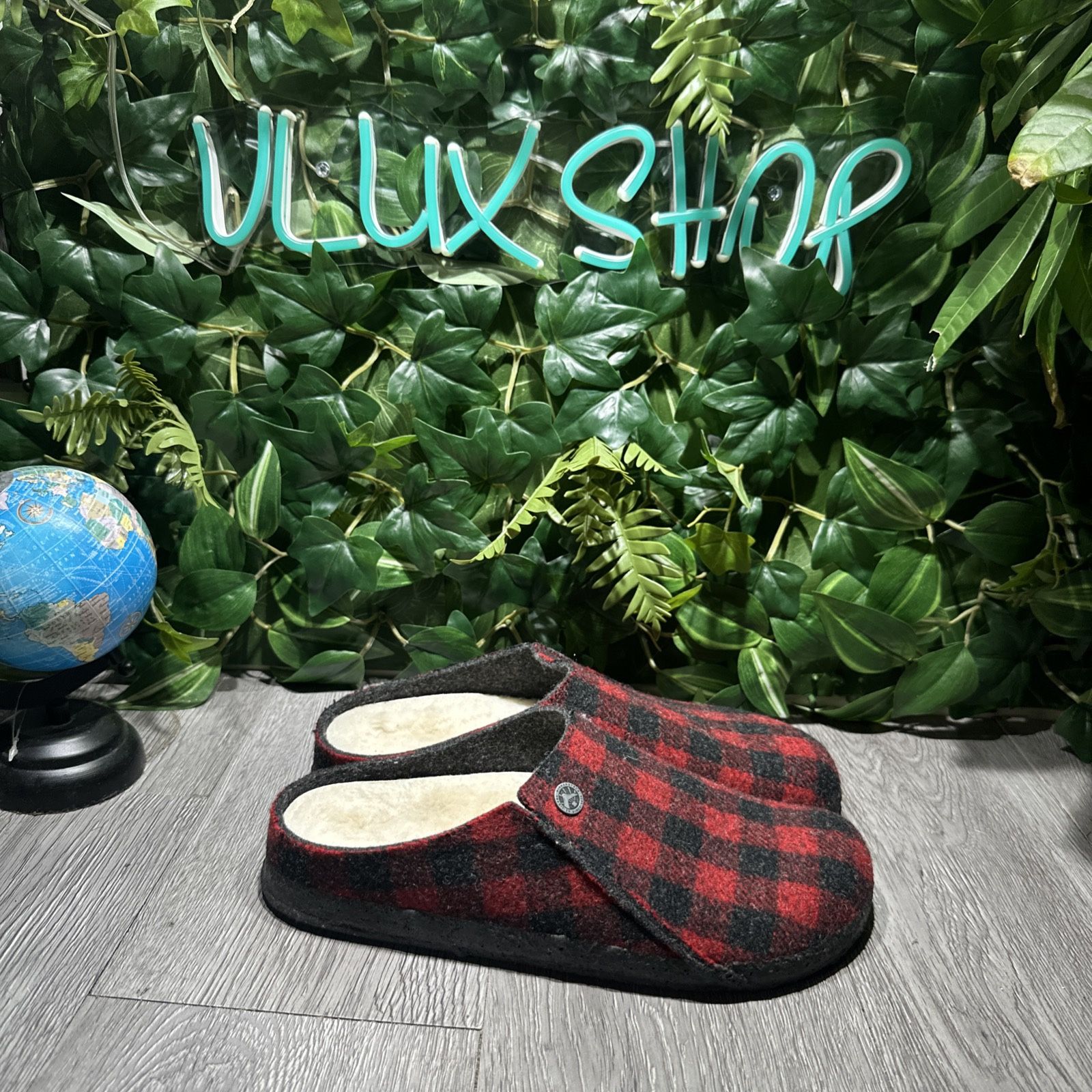 BIRKENSTOCK Zermatt Genuine Shearling Lined Light Plaid Red Slipper Size 40