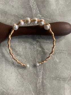 Pearl bracelet