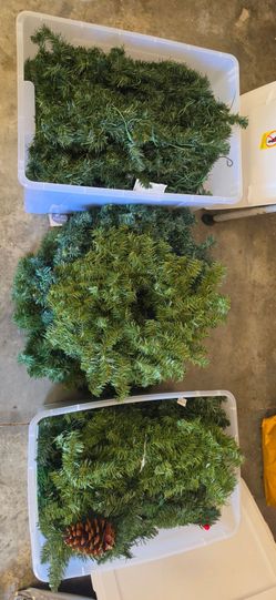 Free Christmas Garland's Lighted & non Lighted