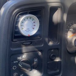 99-07 Chevy Silverado Driverside vent gauge pod