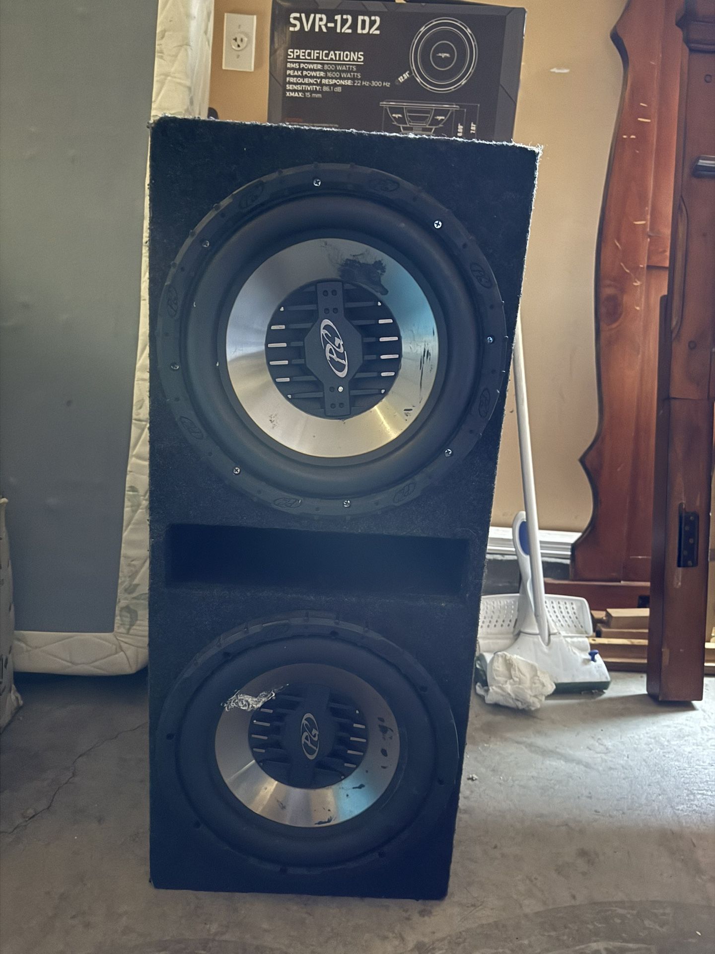 12 Subwoofers