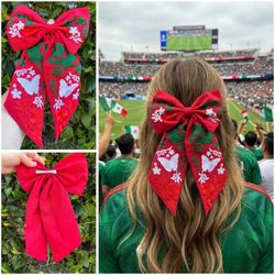 Mexican Embroidered Tricolor Red Hair Bow / Moño Artesanal Tricolor Mexicano