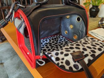 Petflys Small dog carrier