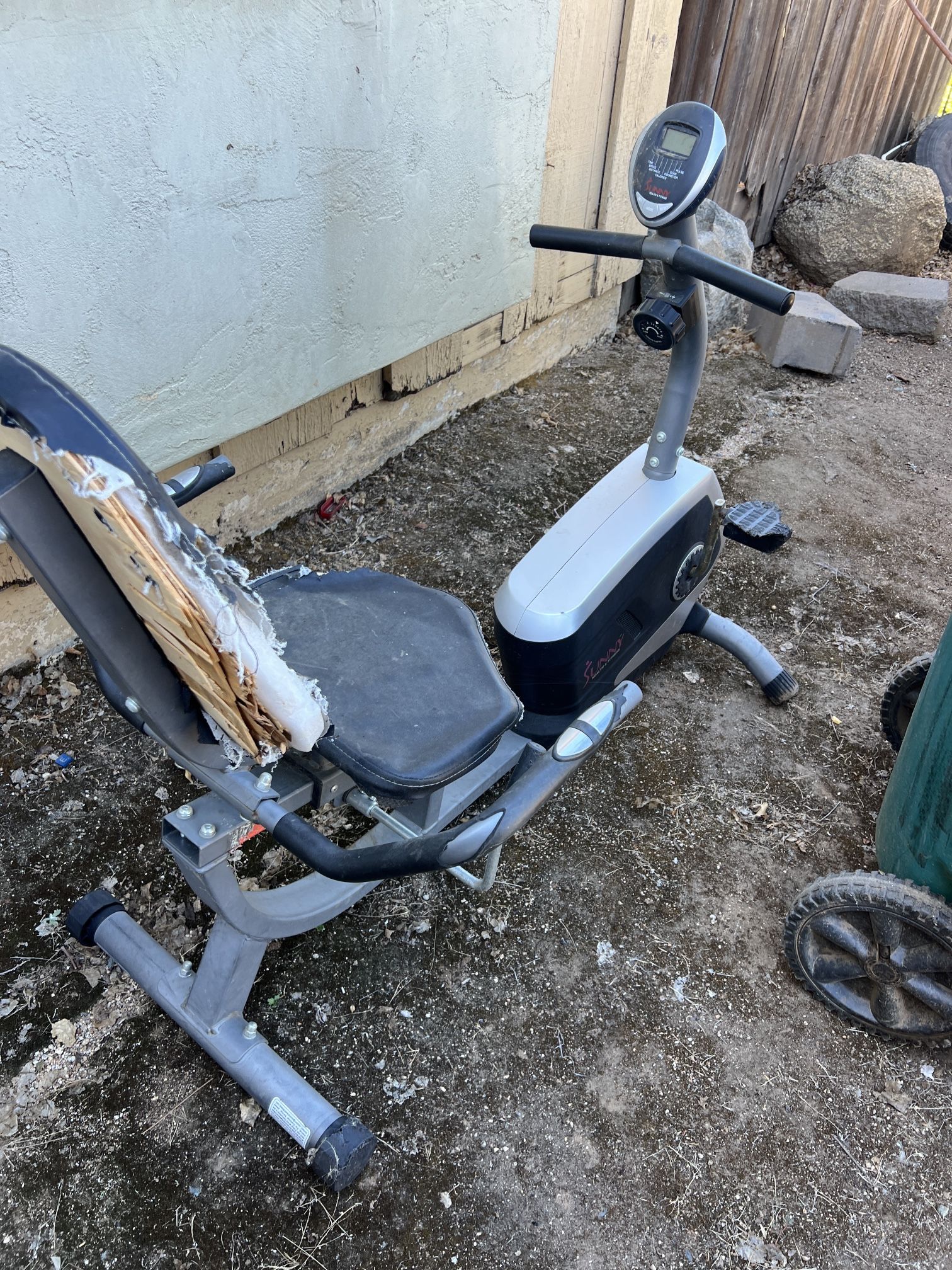 Low Level Exercise Bike Free