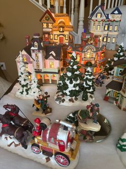 Christmas Village Collection Lighted Set
