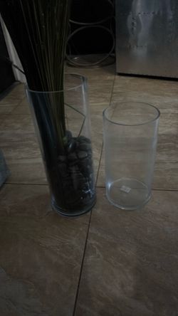 Two vases (round - two heights)