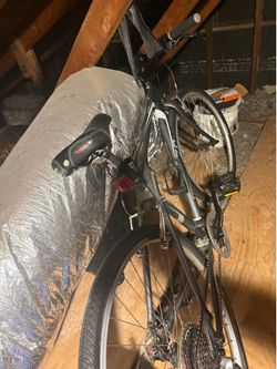 I have this bike in perfect condition and everything works 100%. I have it for sale.
