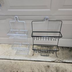 2 SHOWER HANGERS FOR BATHROOM $5 EACH